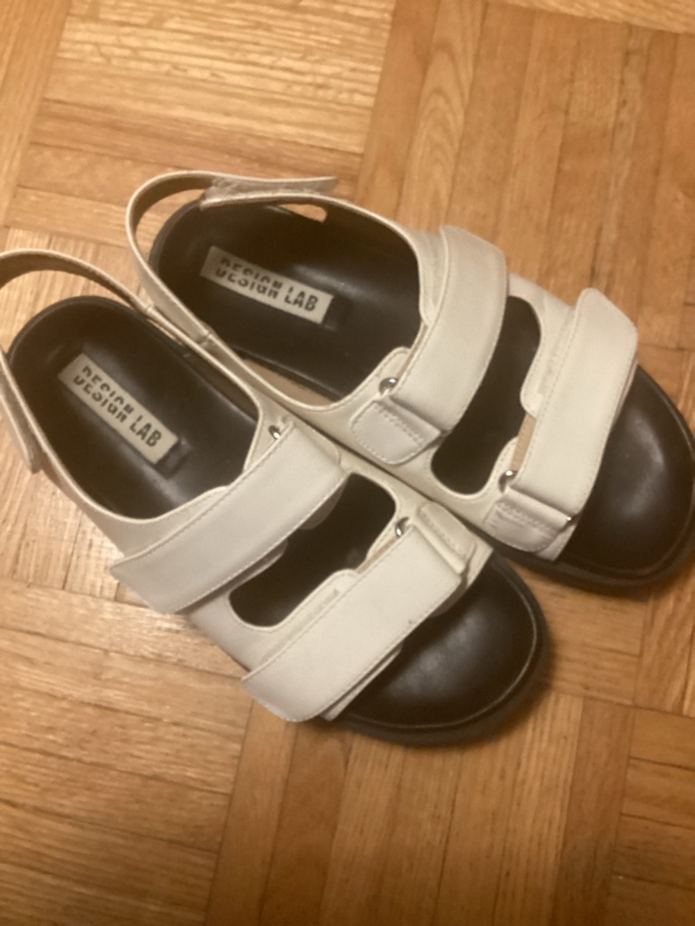 Design Lab Lord & Taylor White Leather Velcro Strap Sandals